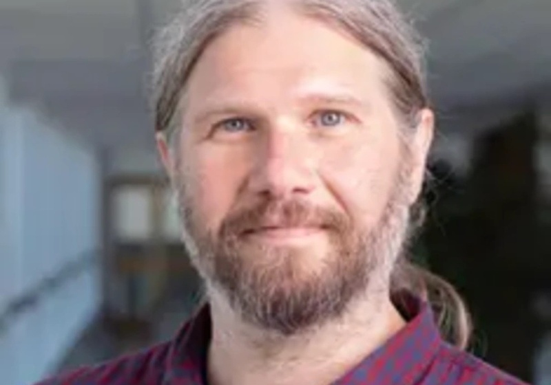 Head shot of Prof. Mete Atatüre
