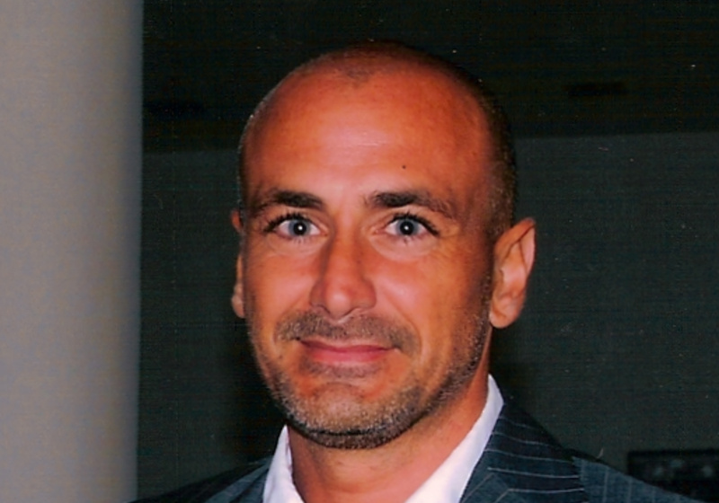 Head shot of Professor Stefano Pluchino