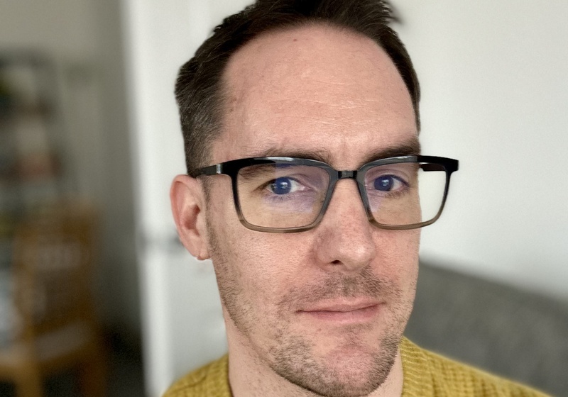 Head shot of Dr Steve Joy